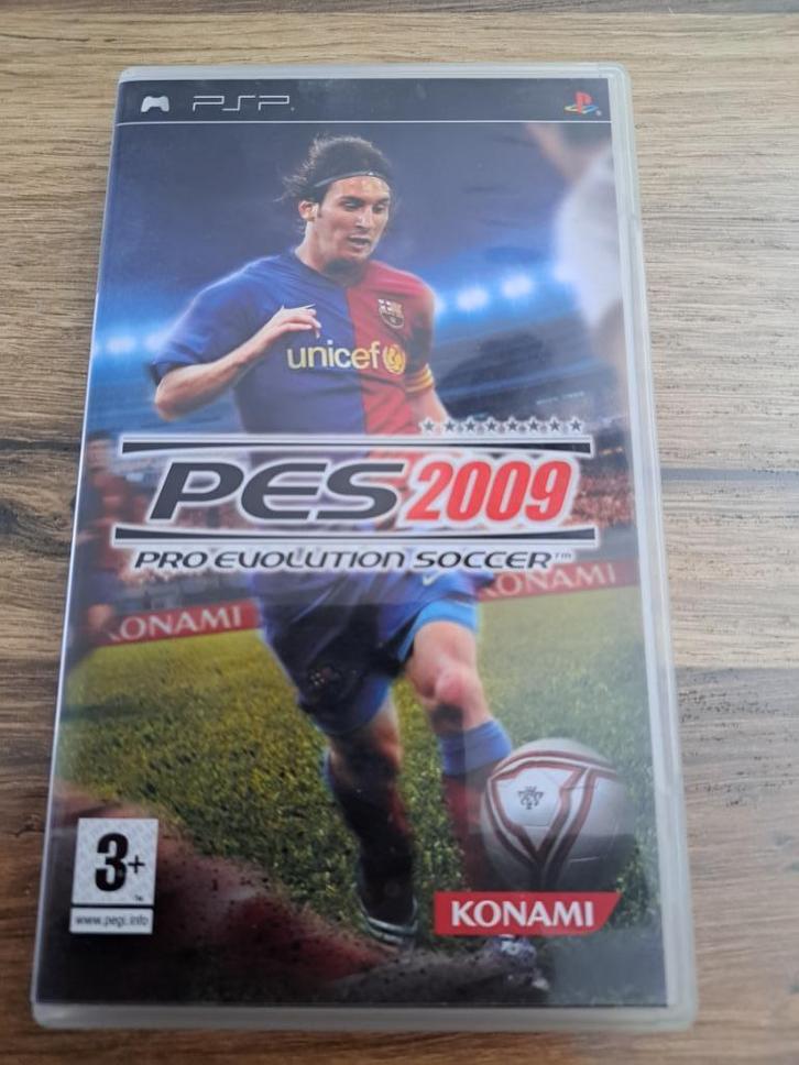 Pro Evolution Soccer (PES) 2009 Playstation Portable CIB, Games en Spelcomputers, Games | Sony PlayStation Portable, Zo goed als nieuw