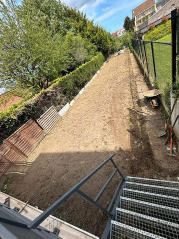 Jardinière  beschikbaar voor biedingen