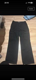 Cargo broek stravidarus, Ophalen