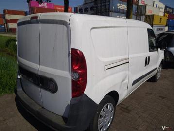 fiat doblo in onderdelen  beschikbaar voor biedingen
