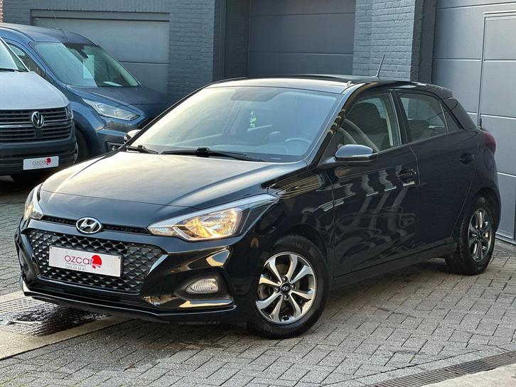 Hyundai i20 1.2i Airco|Carplay|Camera|AluVelg|1Eig|1JGaranti, Autos, Hyundai, Entreprise, Achat, i20, ABS, Caméra de recul, Airbags