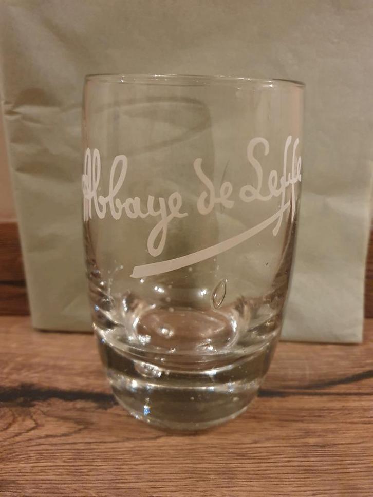 Verre ancien de Leffe - Abbaye De Leffe -, Collections, Marques de bière, Utilisé, Verre ou Verres, Leffe, Enlèvement ou Envoi