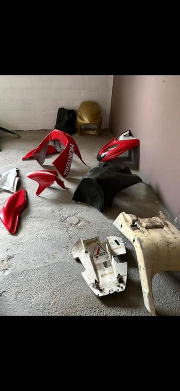 Onderdelen voor brommer beschikbaar voor biedingen