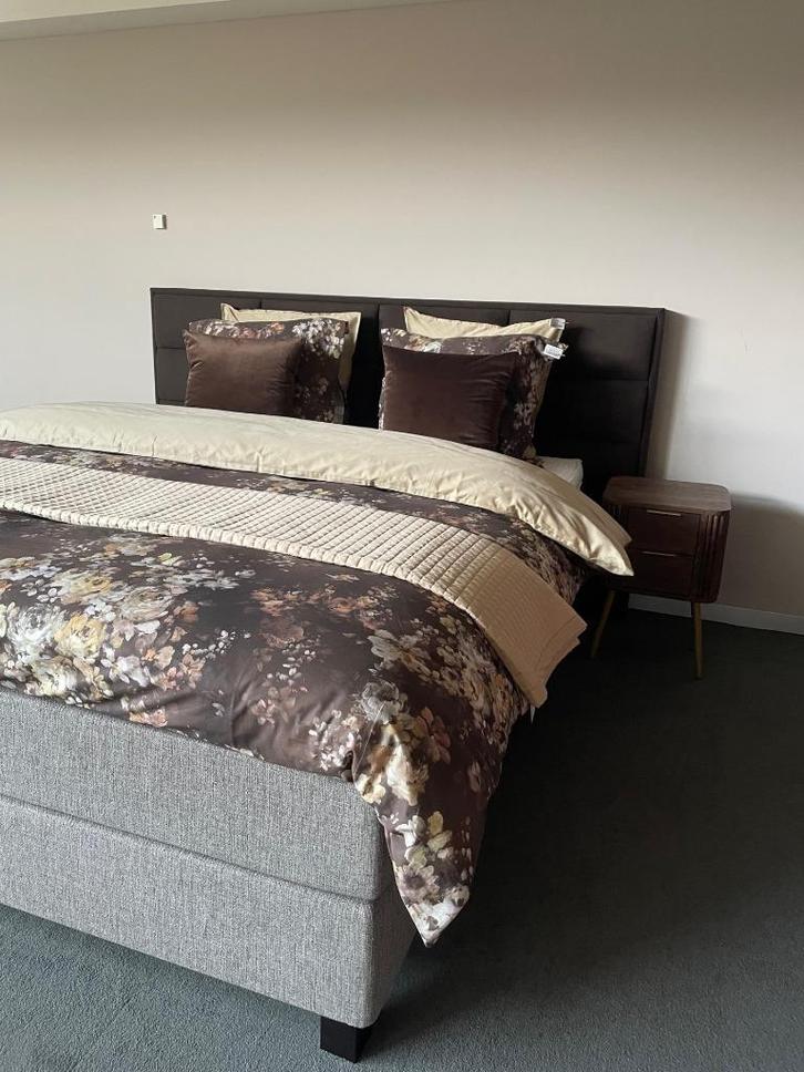 Boxspring Pullman met matrassen en topper 180cm x 220 cm, Huis en Inrichting, Slaapkamer | Boxsprings, Nieuw, 180 cm, 220 cm, Tweepersoons