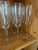Grote partij champagne, wijn , drinkglazen