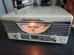 Radio MP3 platensprler. Retro style., Ophalen of Verzenden, Zo goed als nieuw