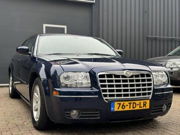 Chrysler 300C 3.5 V6 Automaat/NL Auto/Youngtimer. (bj 2006)