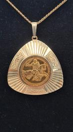 Grand pendentif en or avec chaîne. 14 carats et 18 carats, Envoi, Or