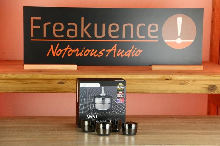IsoAcoustics Gaia II / 2 TRADE.INRUIL Set van 4. Check us!, Auto diversen, Overige Auto diversen, Ophalen of Verzenden