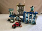 Lego politiekazerne + extra helikopter + extra’s, Ensemble complet, Lego, Utilisé, Enlèvement ou Envoi