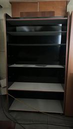 Retro kast, Enlèvement