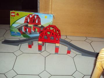 Duplo, super lange brug met rode bogen*PRIMA STAAT* beschikbaar voor biedingen