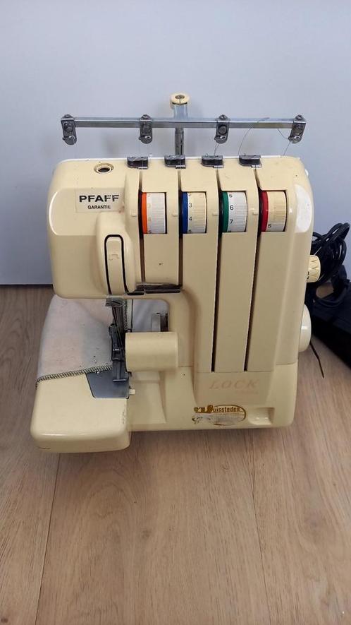 Surjeteuse Pfaff, Etat parfait + Garantie, Hobby & Loisirs créatifs, Machines à coudre & Accessoires, Comme neuf, Surjeteuse, Pfaff