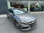Mercedes-Benz A-CLASS 180 AMG LINE / CAM / GPS / CARPLAY / Z, Auto's, Automaat, 1935 kg, Gebruikt, 4 cilinders
