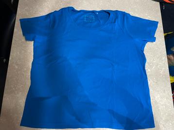 T-shirt bleu Giorgio en taille 46