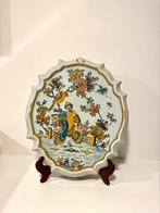 Plaque en poterie de Delft - Chinoiserie, Antiquités & Art, Antiquités | Céramique & Poterie, Enlèvement ou Envoi