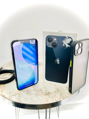 iPhone 13 Midnight 128 GB beschikbaar voor biedingen