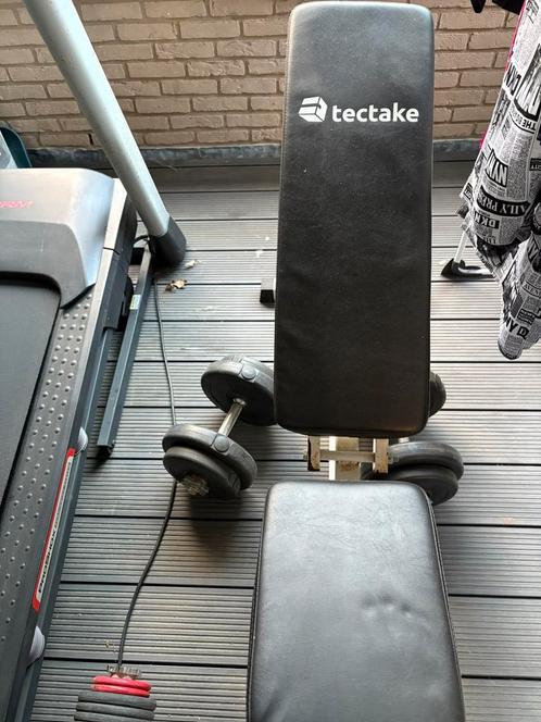 Fitnessbank + halters, Sport en Fitness, Fitnessmaterialen, Zo goed als nieuw, Fitnessbank, Armen, Ophalen