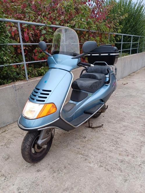 Belgische Piaggio Hexagon EX150 Gratis levering!, Motoren, Motoren | Oldtimers, Scooter, Ophalen of Verzenden