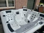 jacuzzi 5 personen outdoor spa, Comme neuf, Couverture, Fixé, Enlèvement ou Envoi