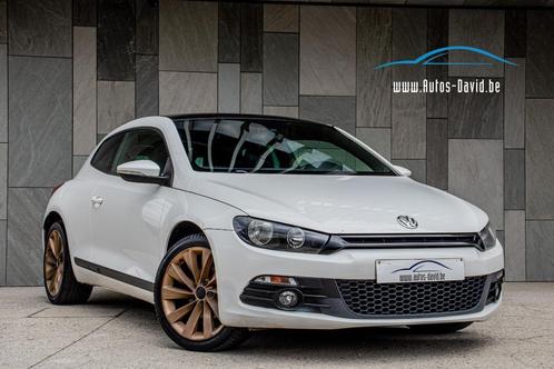 VW Volkswagen Scirroco 1.4 TSI / SPORTZETELS / PANO DAK, Auto's, Volkswagen, Bedrijf, Te koop, Scirocco, ABS, Airbags, Airconditioning