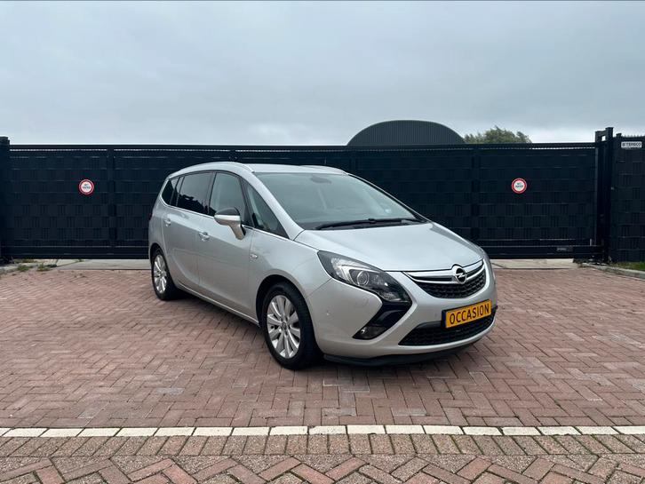 Opel Zafira Tourer 1.4T 2015 Grijs - automaat - trekhaak, Auto's, Opel, Particulier, Zafira, ABS, Achteruitrijcamera, Airbags