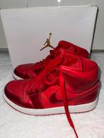 Jordan 1 rouge, Kleding | Dames, Ophalen of Verzenden, Zo goed als nieuw, Rood