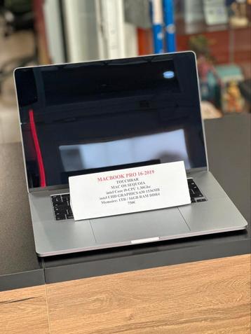 Macbook pro 2019 i9 16GB ram 1tb ssd beschikbaar voor biedingen