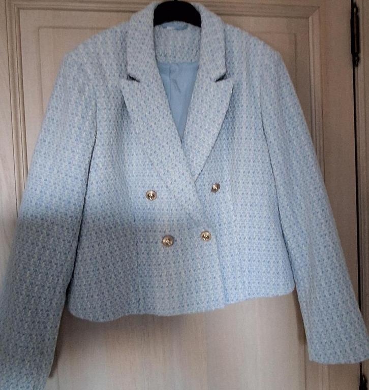 Zeer mooi Lichtblauw Tweed dames ensemble., Kleding | Dames, Jasjes, Kostuums en Pakken, Nieuw, Kostuum of Pak, Maat 42/44 (L)