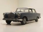 MERCEDES-BENZ HECKFLOSSE W110 200 BENZINE, Gebruikt, Bedrijf, Overige carrosserie, 200-Serie