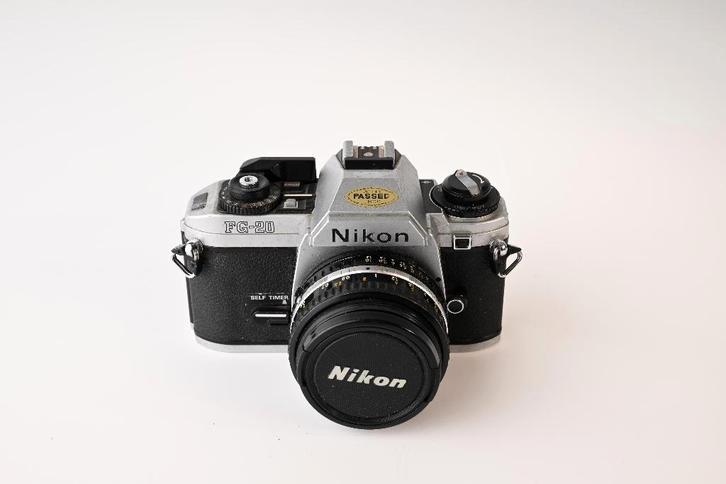 Nikon FG 20 + Nikon 50mm 1.8, TV, Hi-fi & Vidéo, Appareils photo analogiques, Utilisé, Reflex miroir, Nikon, Enlèvement