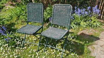 2 vintage klapstoeltjes/tuin/terras beschikbaar voor biedingen