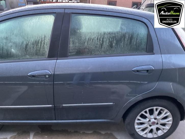 PORTE GAUCHE ARRIÈRE Fiat Punto Evo (199) (|51888070|), Autos : Pièces & Accessoires, Carrosserie & Tôlerie, Porte, Fiat, Arrière