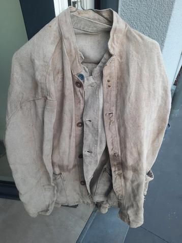 Vêtements années 30/40 beschikbaar voor biedingen