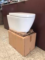 Pot de toilette design + lunettes à fermeture souple. 99€, Bricolage & Construction, Sanitaire, Enlèvement ou Envoi, Neuf