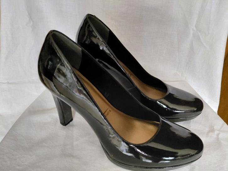 zwarte pumps 40, Kleding | Dames, Schoenen, Zo goed als nieuw, Pumps, Ophalen of Verzenden