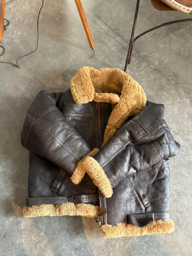 Irvin bomber jacket (lammy coat), Kleding | Heren, Jassen | Winter, Zo goed als nieuw, Maat 52/54 (L), Bruin, Ophalen