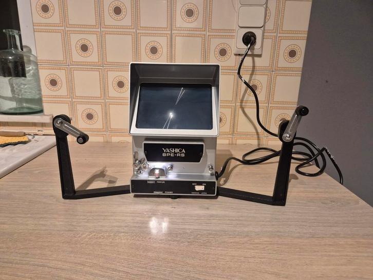 Visionneuse Super 8 – Neuf avec boîte d’origine, TV, Hi-fi & Vidéo, Radios, Neuf, Autres types