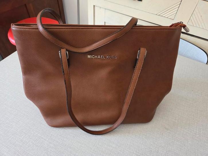 Michael Kors, Handtassen en Accessoires, Tassen | Damestassen, Zo goed als nieuw, Bruin, Ophalen of Verzenden