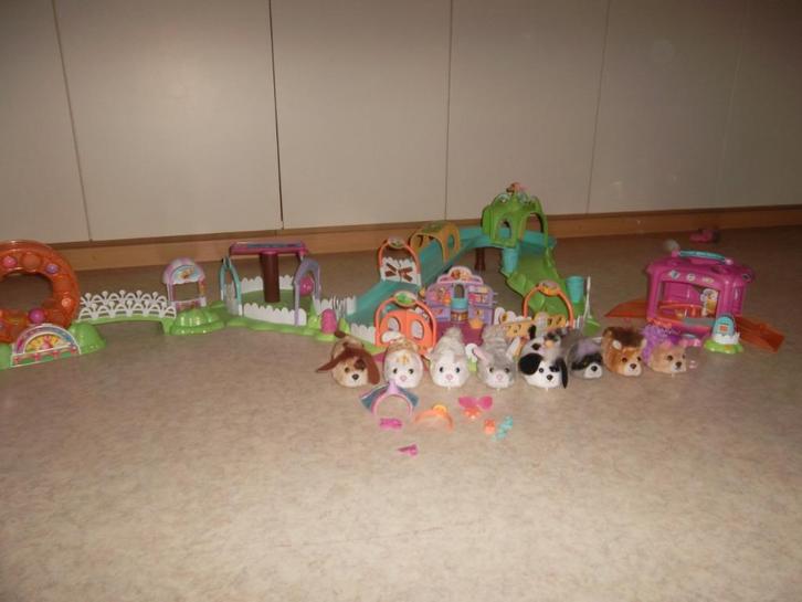 Furry Frenzies speelstad, loopmolen en cruising carrier, Kinderen en Baby's, Speelgoed | Vtech, Zo goed als nieuw, Ophalen of Verzenden
