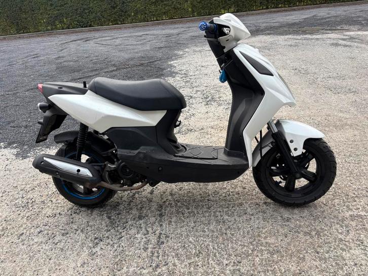 Cours A&B à partir de 350€, Vélos & Vélomoteurs, Casques de cyclomoteur, Comme neuf, Enlèvement