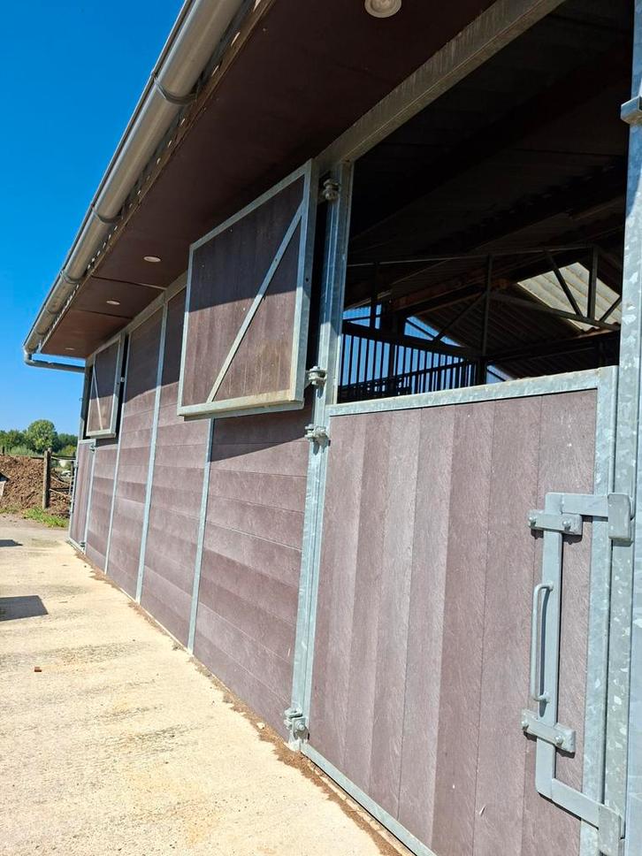 Govaplast stalgebouw, Dieren en Toebehoren, Paarden