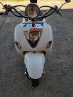 Scooter, Fietsen en Brommers, Ophalen of Verzenden, Zo goed als nieuw