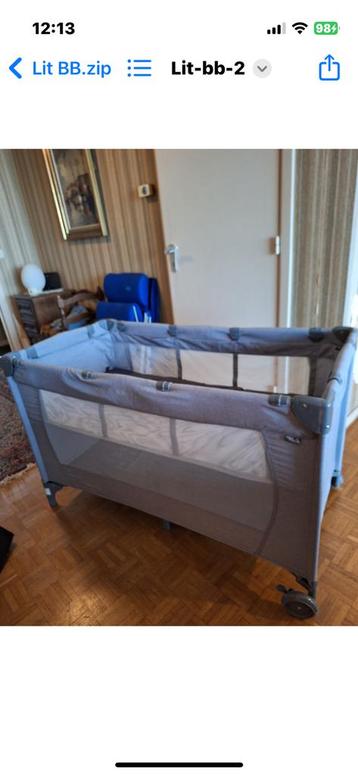 2 OPVOUWBARE BEDDEN MET WIELEN+MATRAS beschikbaar voor biedingen