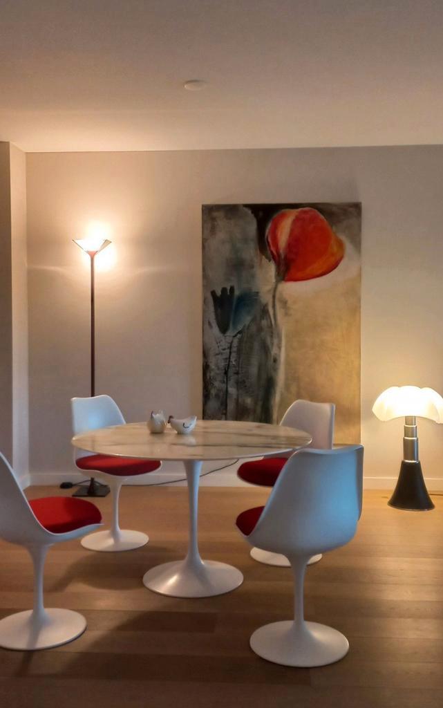 Tulipe stoelen Eero Saarinen mid-century fauteuils tulipe, Huis en Inrichting, Tafels | Statafels, Ophalen of Verzenden