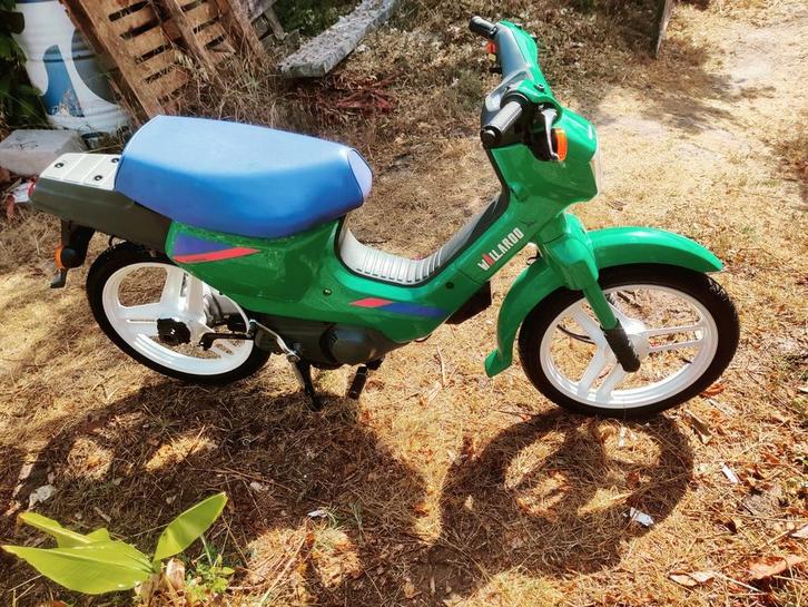 Honda wallaroo met trappers, Fietsen en Brommers, Brommeronderdelen | Algemeen, Zo goed als nieuw, Ophalen