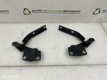 Motorkapscharnier Set Volkswagen Jetta 6 ORIGINEEL 5C6823302 beschikbaar voor biedingen