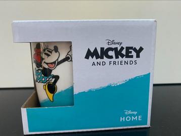 Minnie drinktas beschikbaar voor biedingen