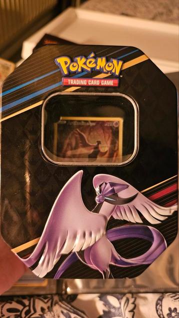 Cartes pokemon + boîte en métal - Zénith suprême  beschikbaar voor biedingen