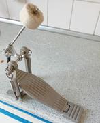 Basdrum pedaal, Ophalen, Zo goed als nieuw